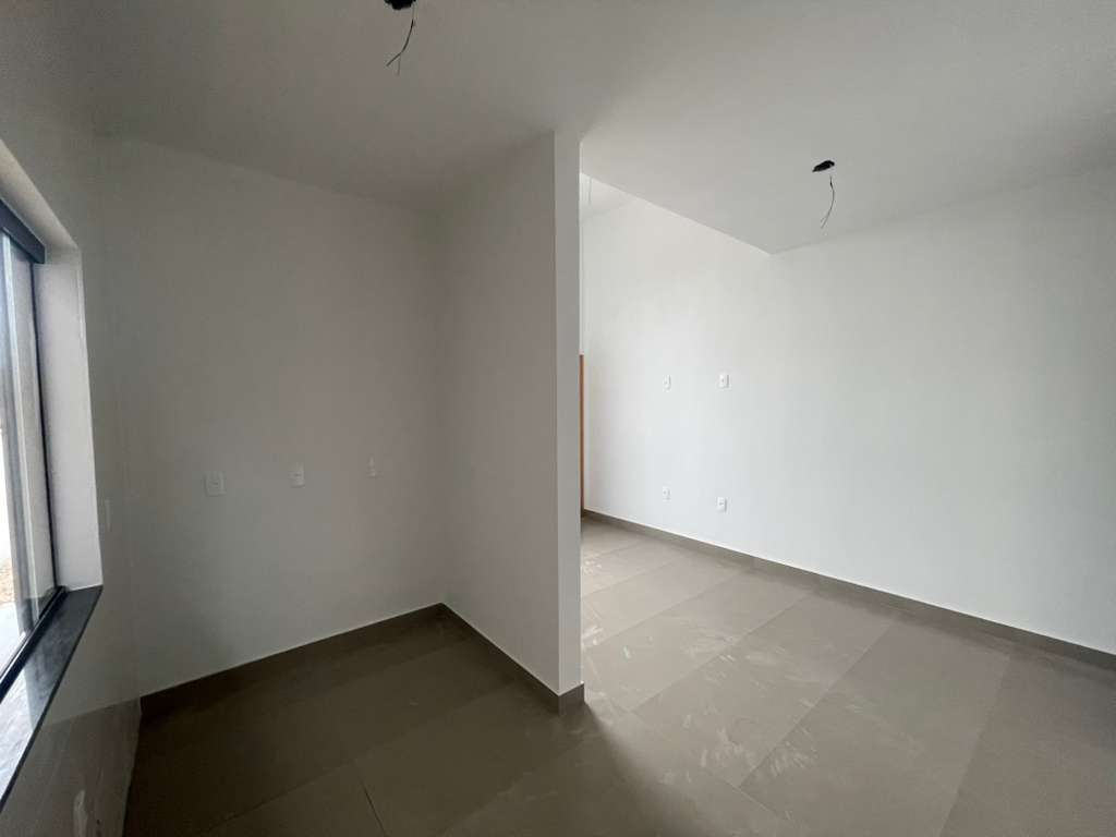 WhatsApp Image 2025-10-23 at 14.57.34