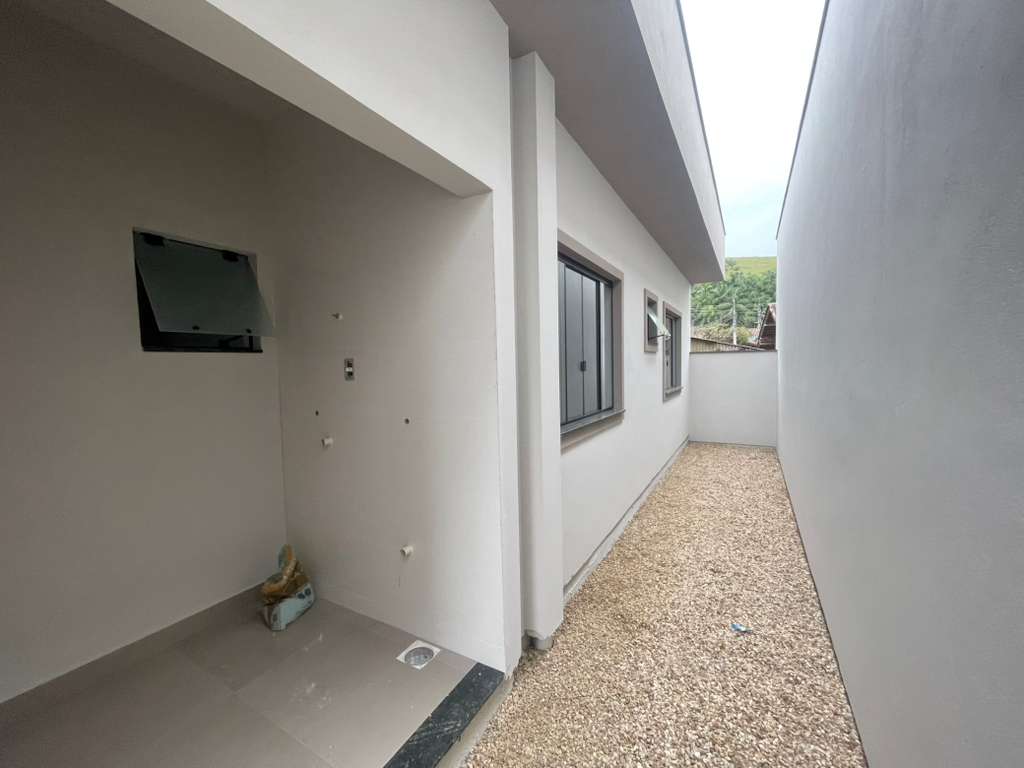 WhatsApp Image 2025-10-23 at 14.57.39 (1)