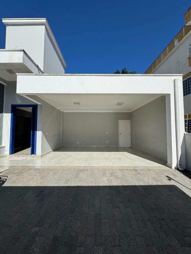 WhatsApp Image 2026-01-06 at 10.15.01 (1)